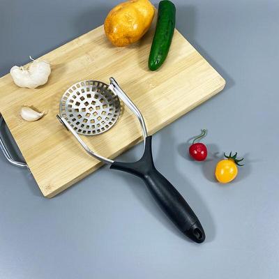 Zusammenklappbarer Kartoffelstampfer aus Edelstahl