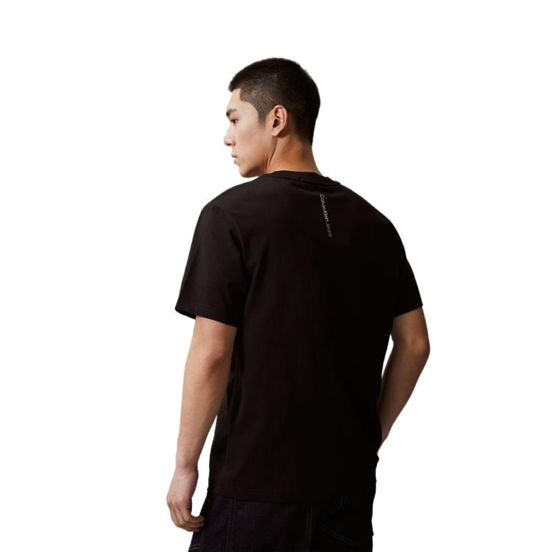 Calvin Klein T-Shirts Unisex Crew Neck Moderate Straight Fit J326626