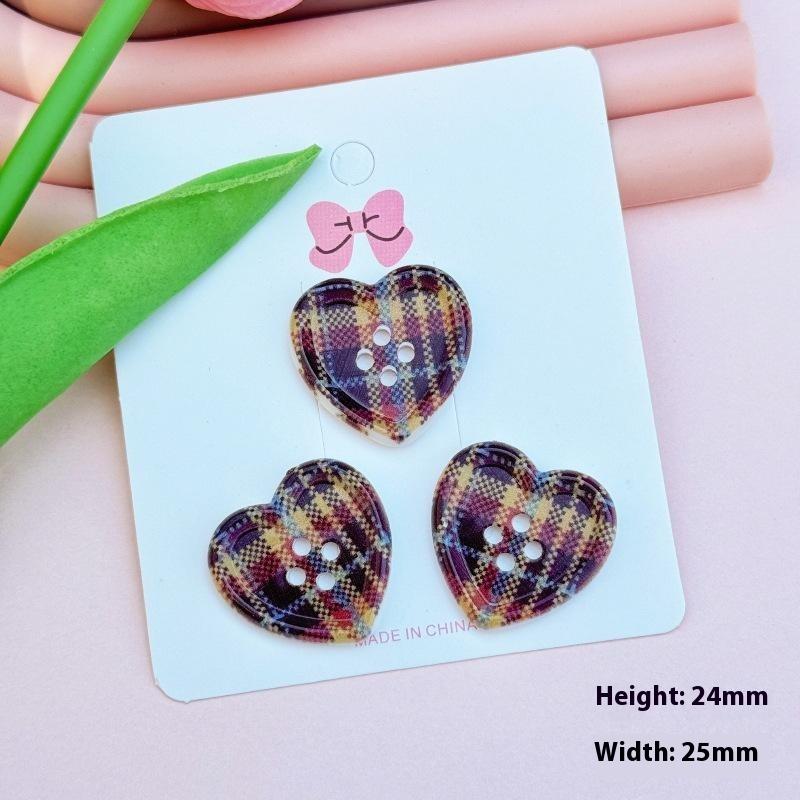20Pcs Japanese Cute Plaid Heart Shaped Button Girls Wool Coat Cardigan DIY Sewing Decoration Women's Clothing Sewing Accessories