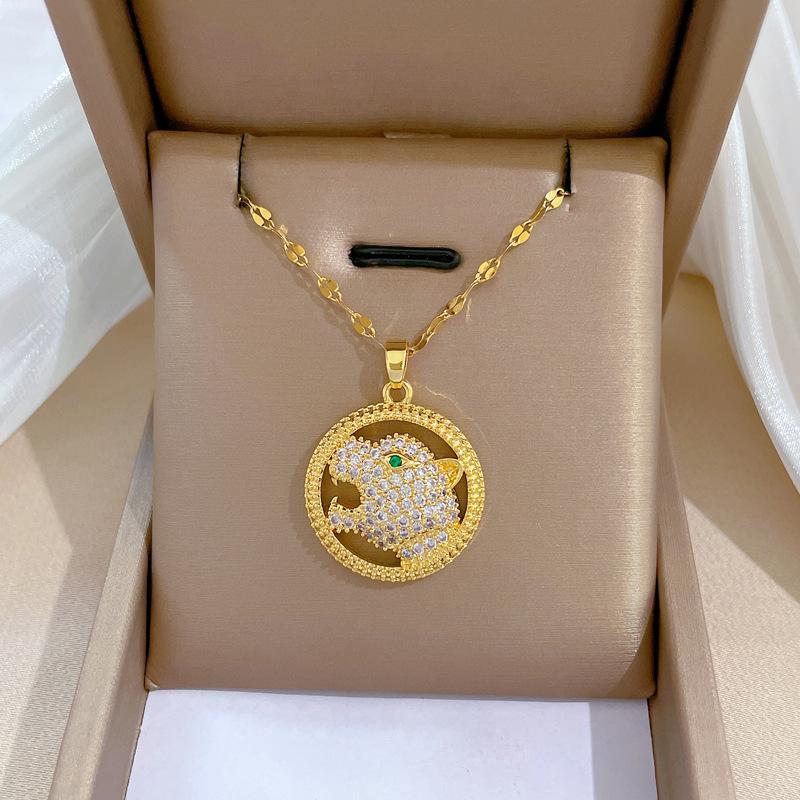 Full Diamond Luxury Light Luxury Banquet Wedding Necklace Female Internet Celebrity Versatile Collarbone Chain Titanium Steel Chain