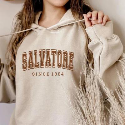 Hoodie för unisex Salvatore Sedan 1864 Hoodie Mystic Falls Hoodie Vampire Diaries Jumper Vintage TVD Damon Stefan Fans Present Unisex Vintage Hoodie