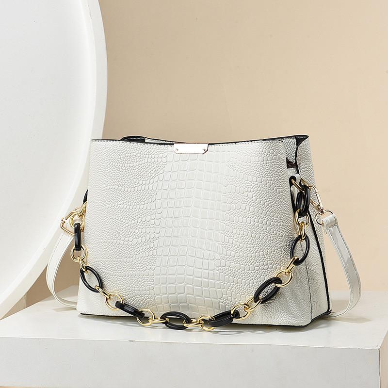 Chic Crossbody Bucket Bag For Women Modern Design Stylish Chain Detail And High Quality Pu Material