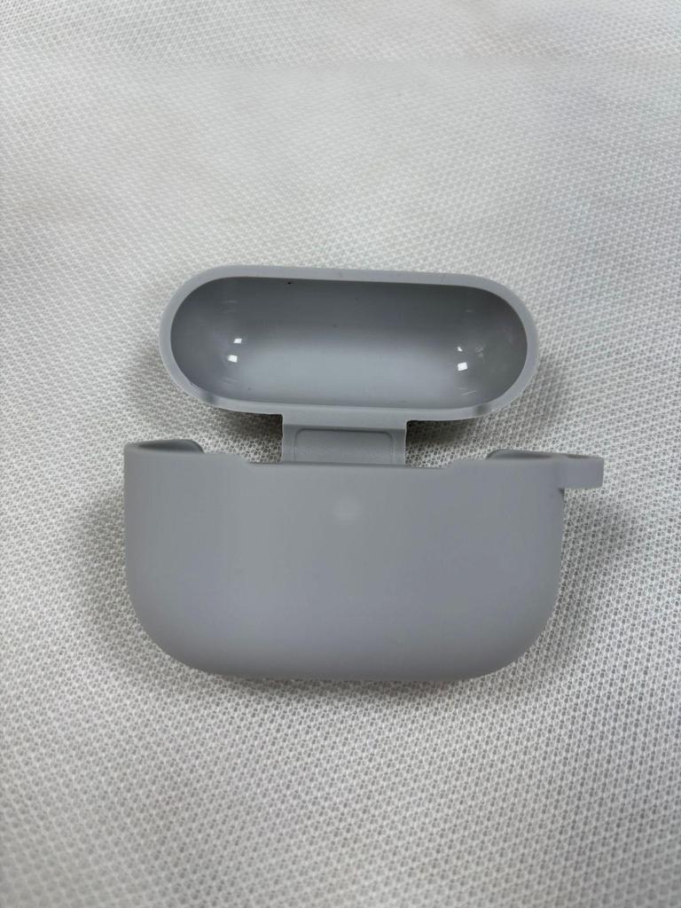 AirPods Pro 3 Silicone Case: Protective, Anti-Fall Shell for Apple Bluetooth Earbuds