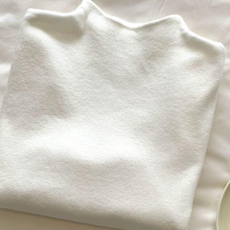A Semi-high-neck Sweater Paired with A Base Layer and An Early Spring and Autumn Knitted Sweater Top