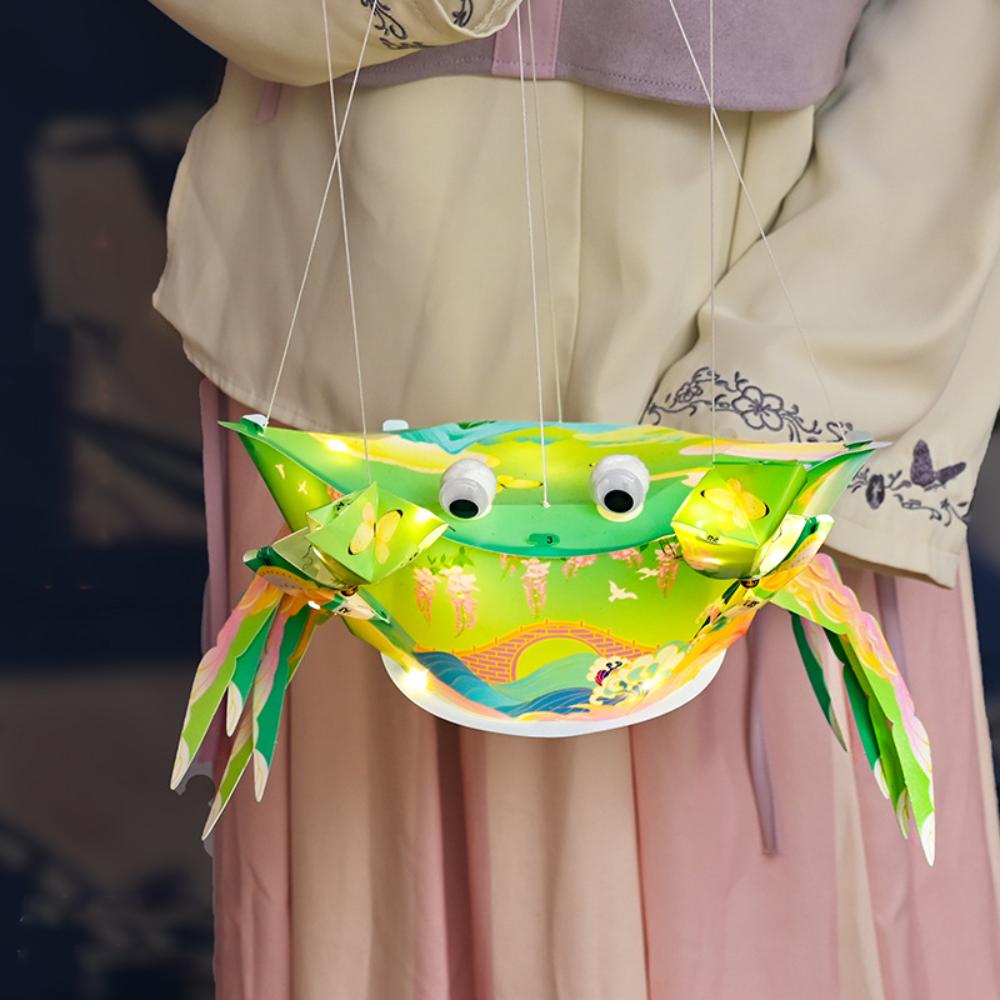

Cartoon Crab Glowing Lantern Portable Handheld Lantern Three-dimensional Lantern Outdoor Decor зелёный