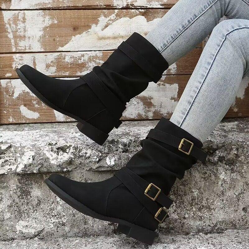 Women's boots autumn and winter new retro buckle pleated low heel medium boots women's large size Martin boots women