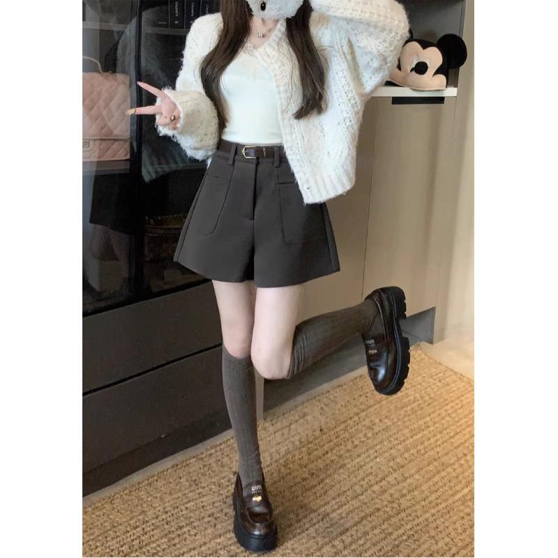 

Женские ретро-шорты из кофейной шерсти 2024 года: Брюки с высокой талией, А-силуэта, с широкими штанинами, повседневные зимние. S кофейный