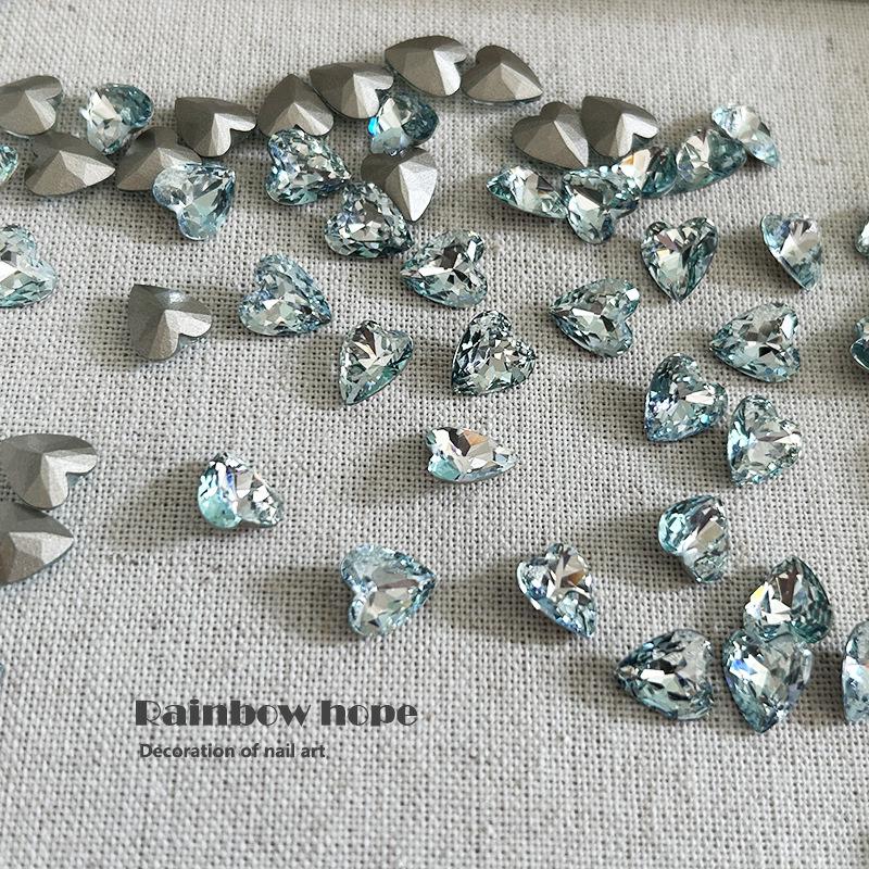 

Huazi Pingti Light Luxury High-Quality Nail Art Diamond 8 * 8.8Mm Love Pointed Bottom Crystal Diamond Diy Wear Nail Jewelry Accessories