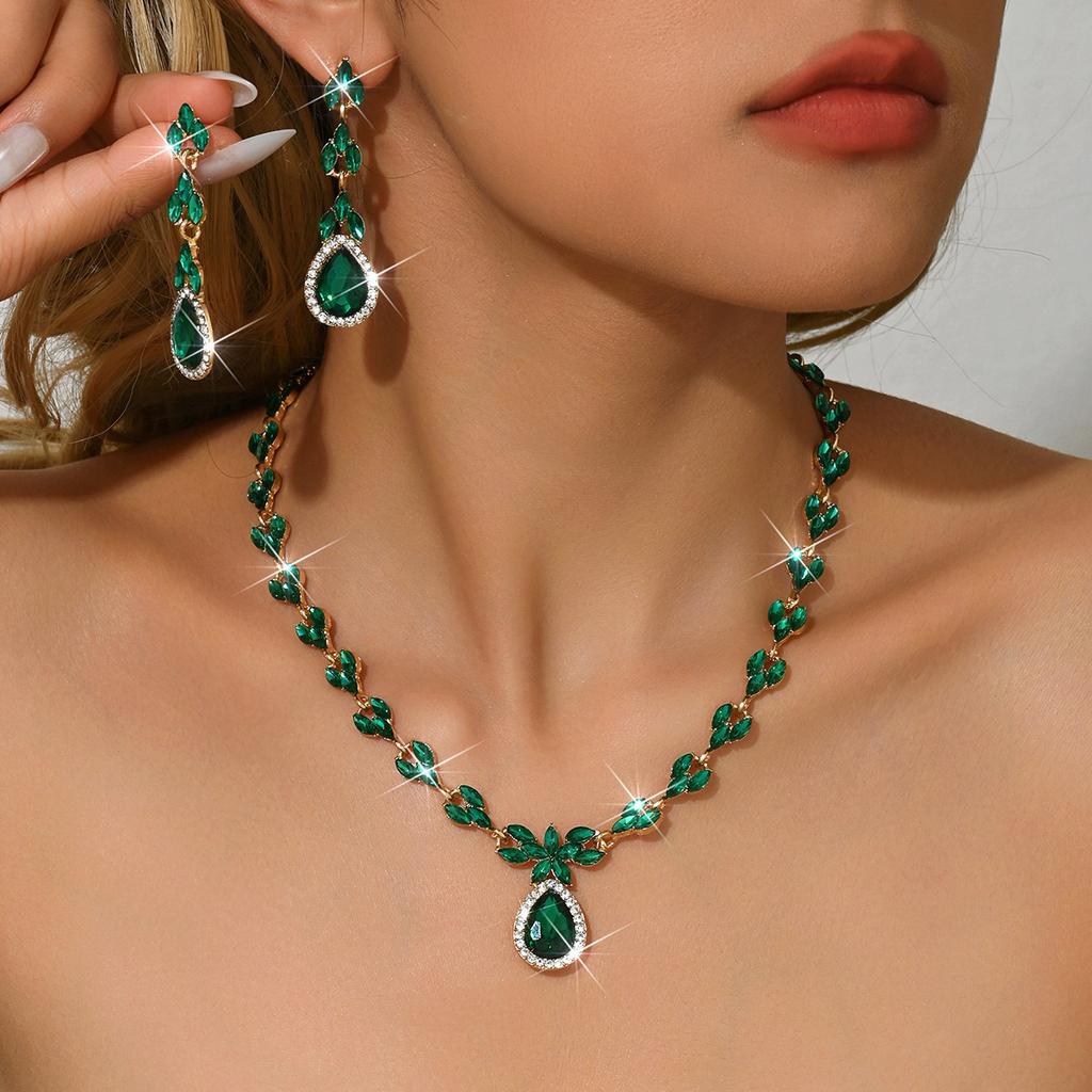 European and American Fashion Green Blue Red Rhinestone Necklace Earrings Bracelet Ring Set Full of Diamonds Four-piece Set 2026