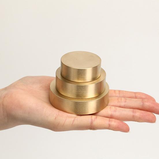 Brass Paperweights Heavy Paper Compact Portable Decorative Weight Block Stability Desktop Ornament