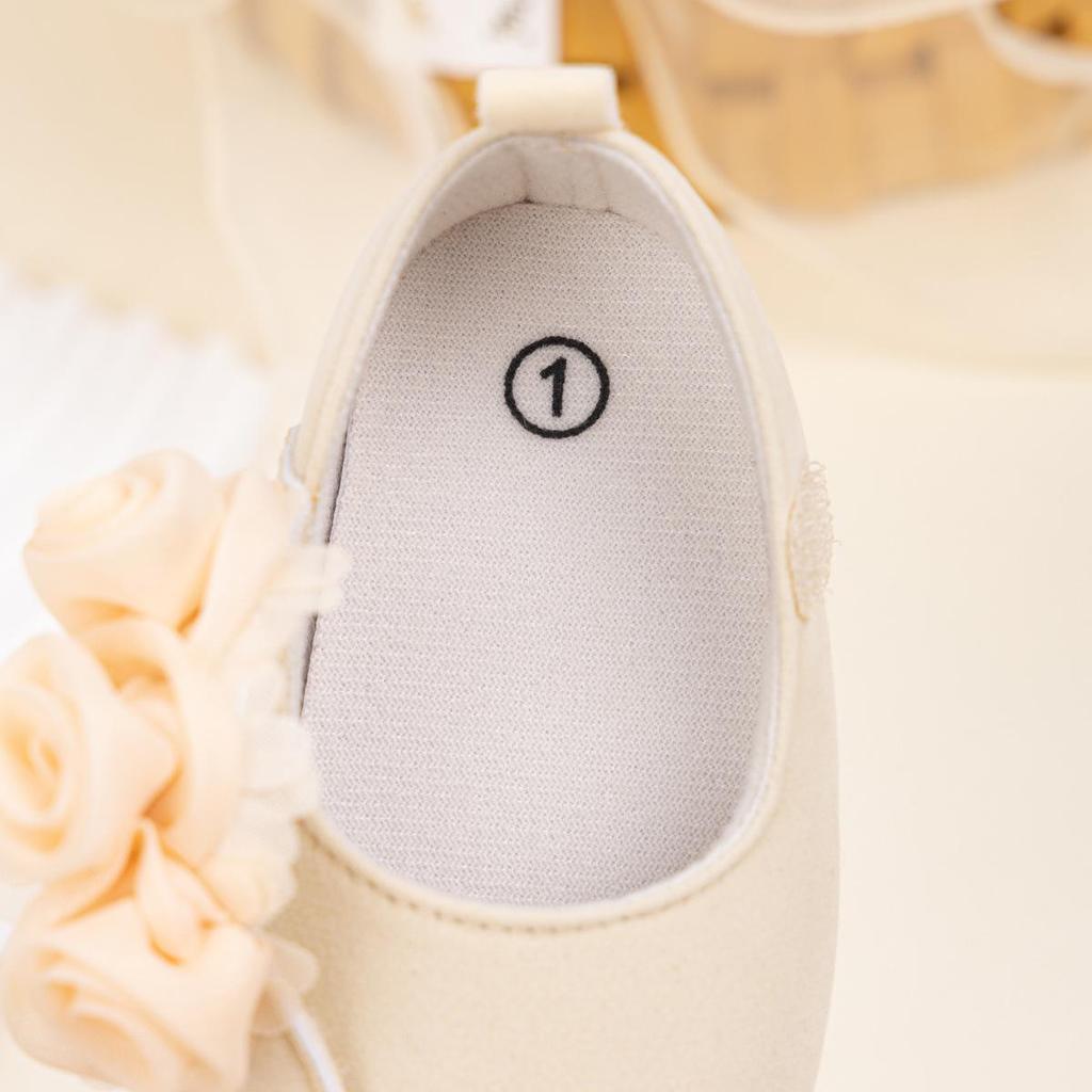 New Lace Flower Velcro Baby Shoes - Soft Sole Princess Walker