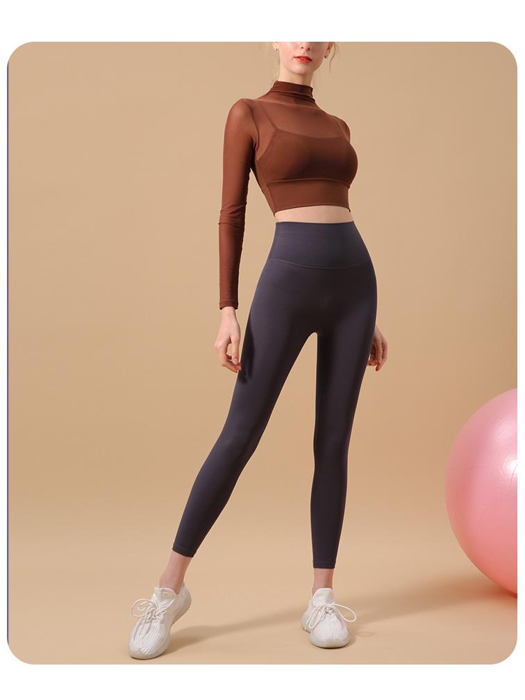 High-Value Mesh Yoga Suit with Chest Pads for Women – Two-Piece Fitness Top for Autumn/Winter Running and Training