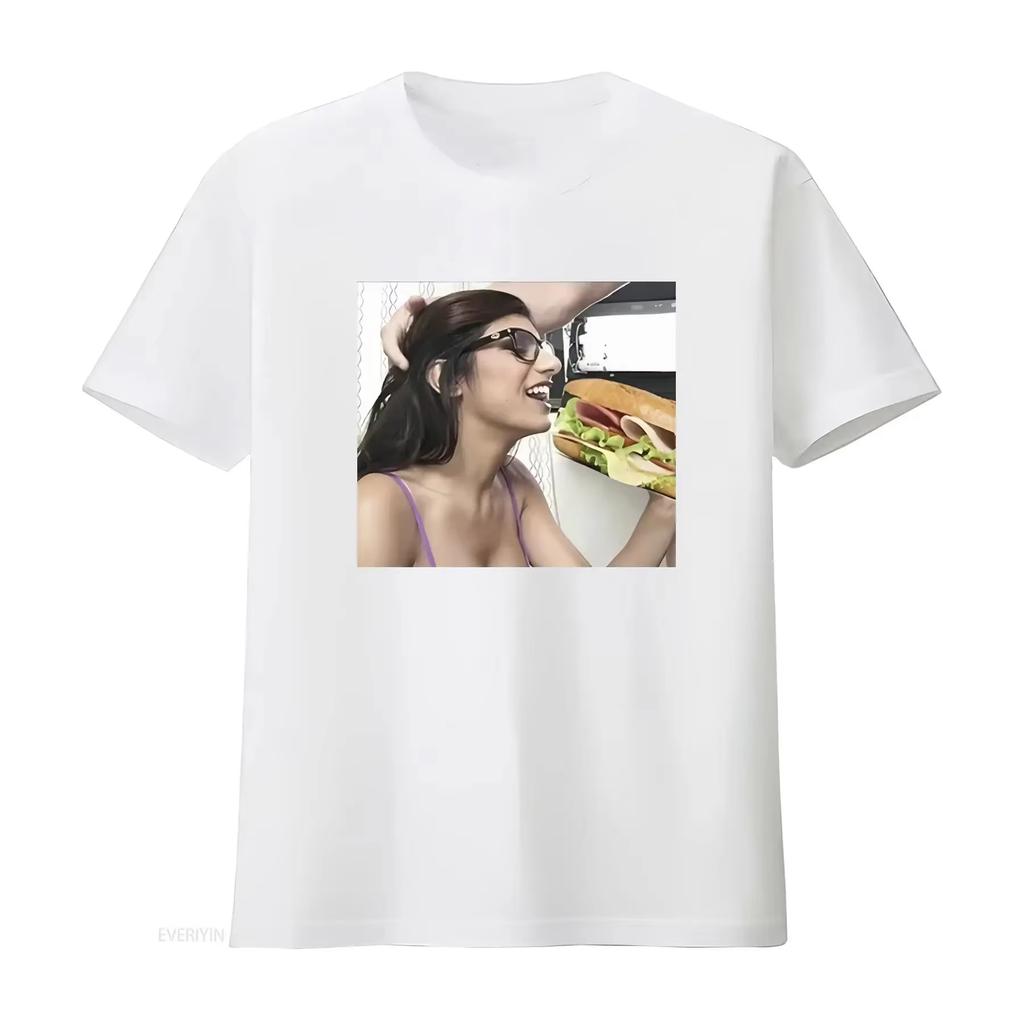 2026 New LIMITED NEW Mia Khalifa Star Eating Sandwich T Shirt Vintage Streetwear Versatile Unisex T Shirt
