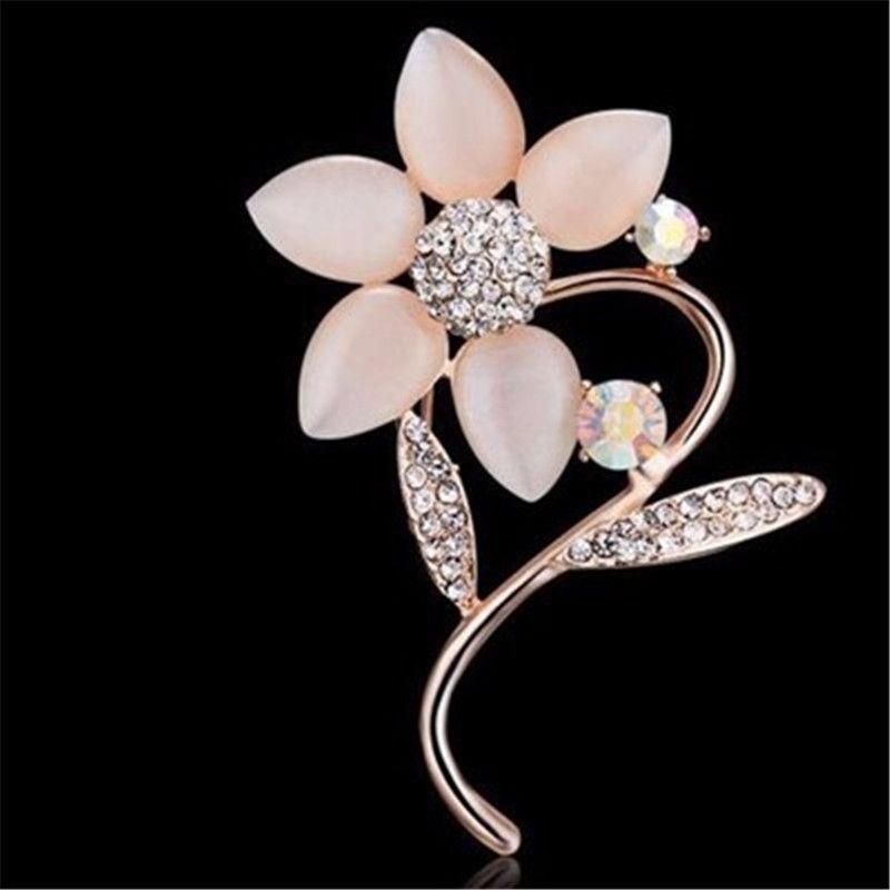 1Pc Romantic Flower Brooch for Women Girls Exquisite Flower Plant Pins Brooches Jewelry Trendy Accessories Party Gift