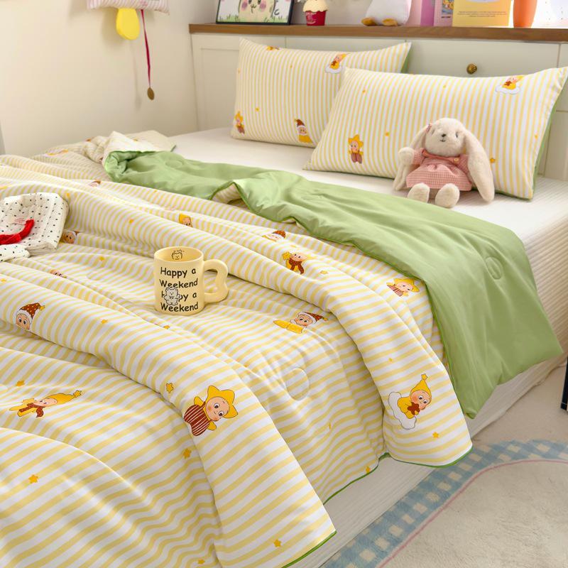 Class A Soy Fiber Double-Layer Summer Quilt with Cartoon Print - Air Conditioning Comfort Quilt, Thin & Lightweight