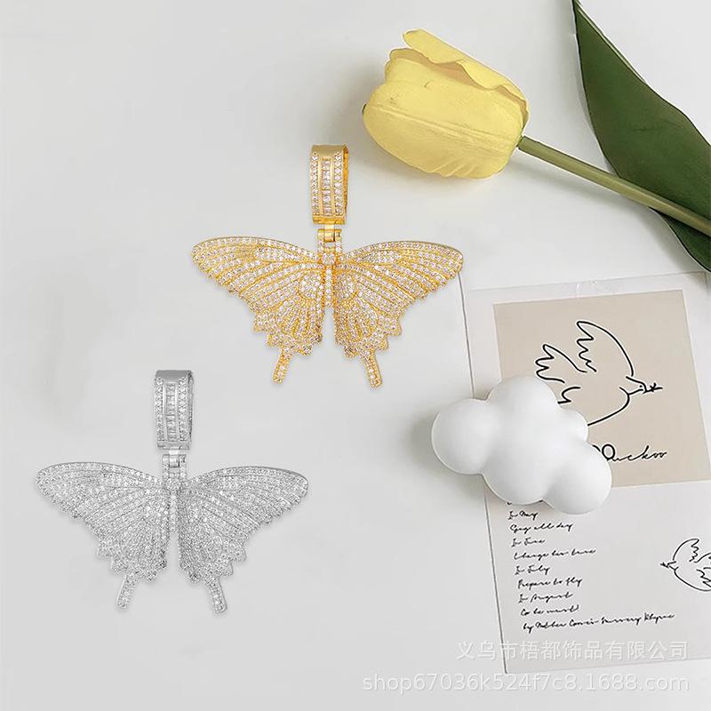 Zirconia-Inlaid Butterfly Pendant Necklace in Gold/Silver, Hip Hop Style Copper золотой