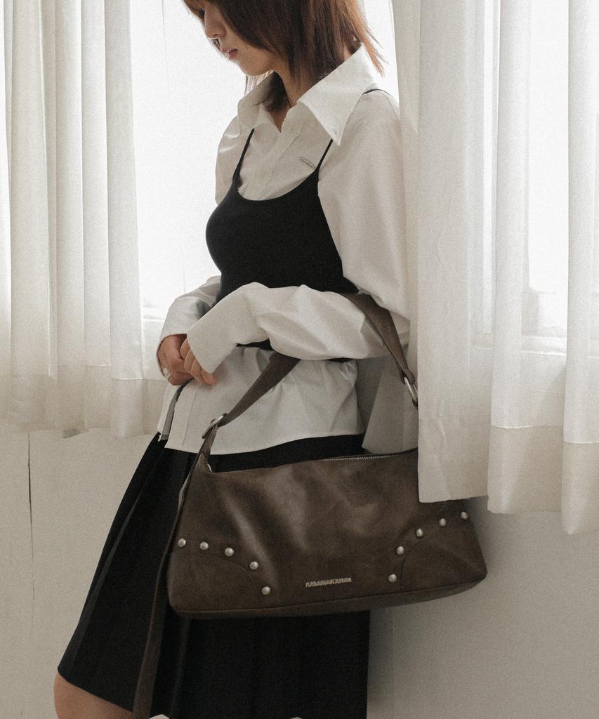 Iugamakaras Studded Hobo Bag (Brown)