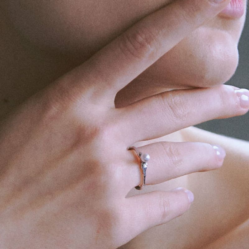 XI`ANN Thin Pearl Ring