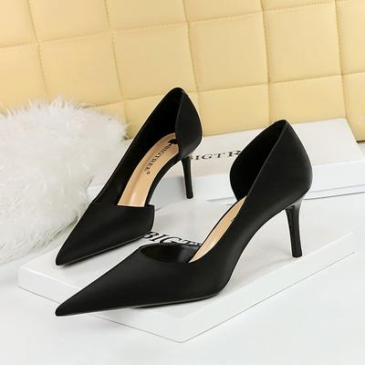 Minimalistische High Heels, schmale Absätze, flacher Mund, spitze Seite, ausgehöhlt, professionelle OL vielseitige High Heels Damen-Singles-Schuhe