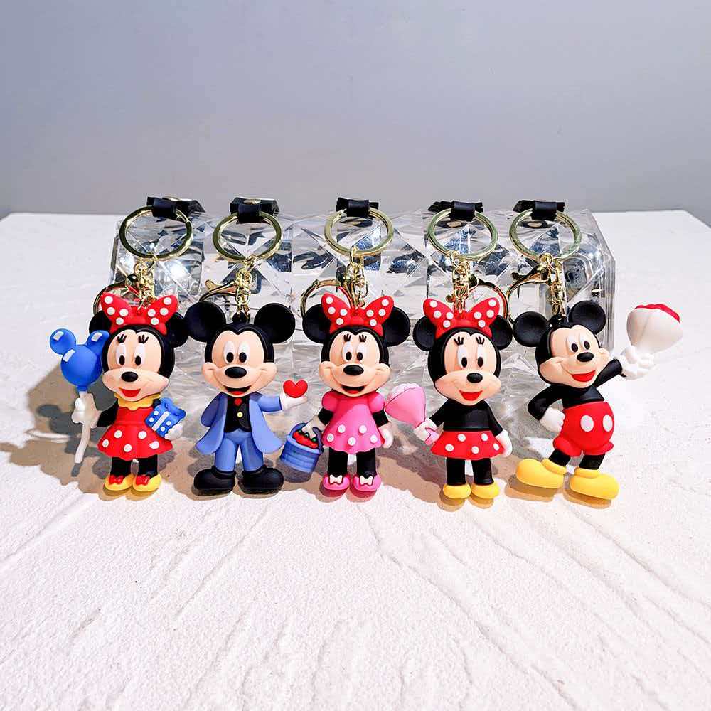 2026 Cute Mickey Minnie Donald Duck Cartoon Keychain Romantic Couple Bag Car Pendant Lovely Small Birthday Gift Pendant