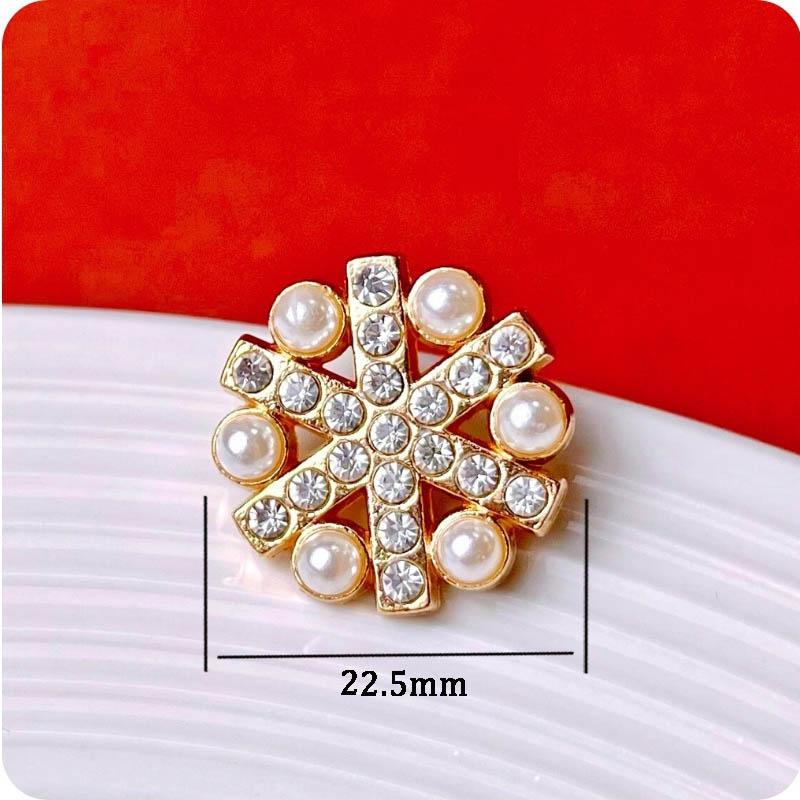

10pcs Metal Button Sewing Clothing Accessories Inlaid Rhinestone Pearl DIY Craft Button Hollow-out Snowflake Shape Buttons 22.5MM