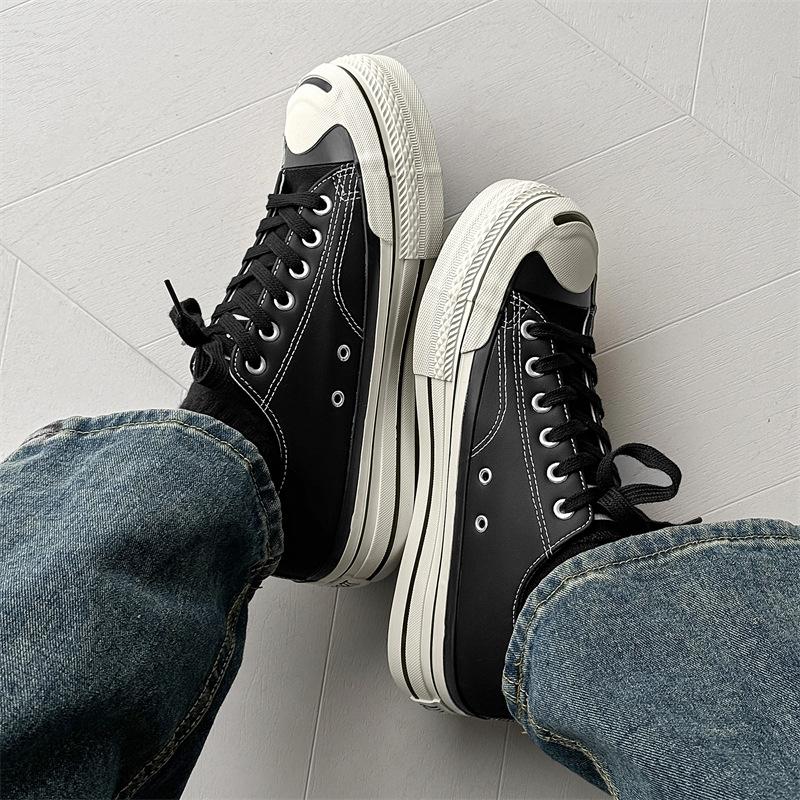 New couple low-top niche smiling men's shoes trendy sports and leisure board shoes men