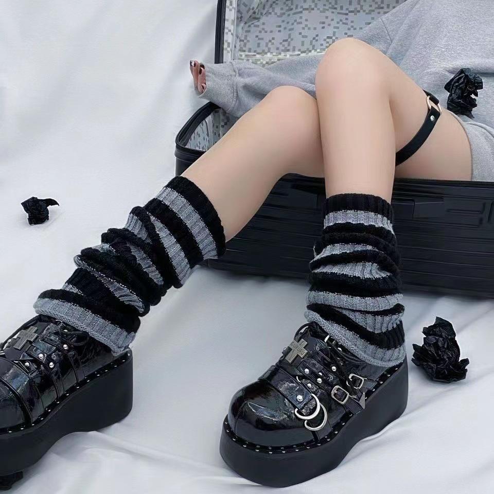 Retro Micro-Flare Striped Knit Wide-Leg Warmers - Harajuku Spicy Girl Style Socks