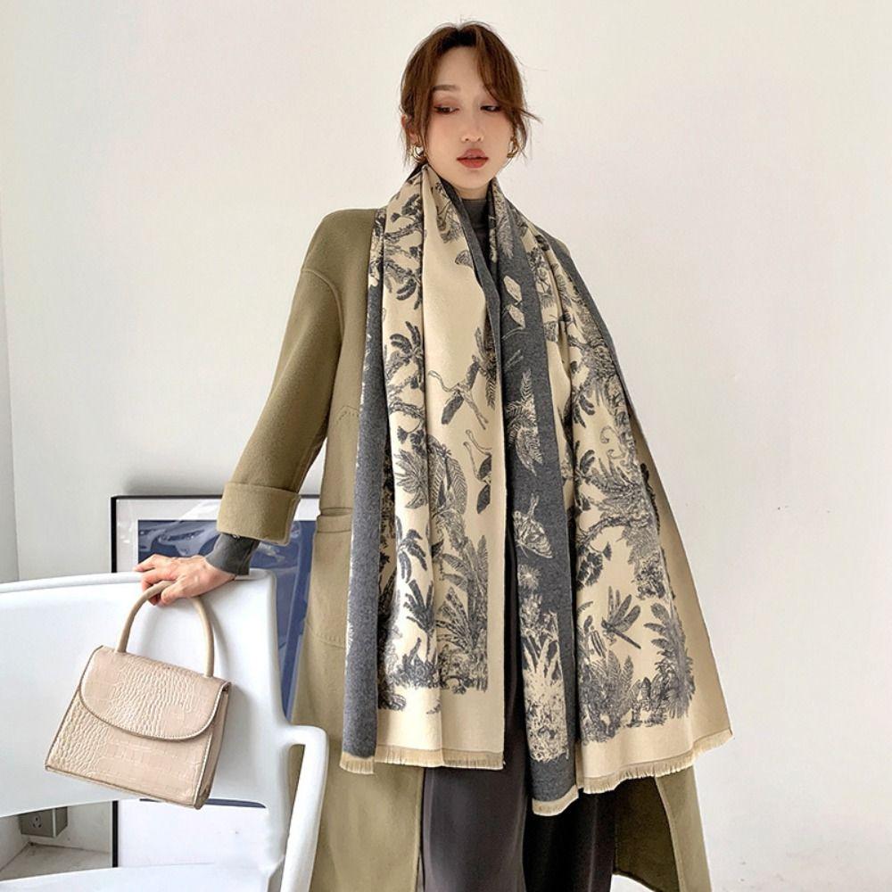Large Ethnic Style Scarf Bohemia Winter Tassel Scarves Retro Imitation Cashmere Shawl  Student
