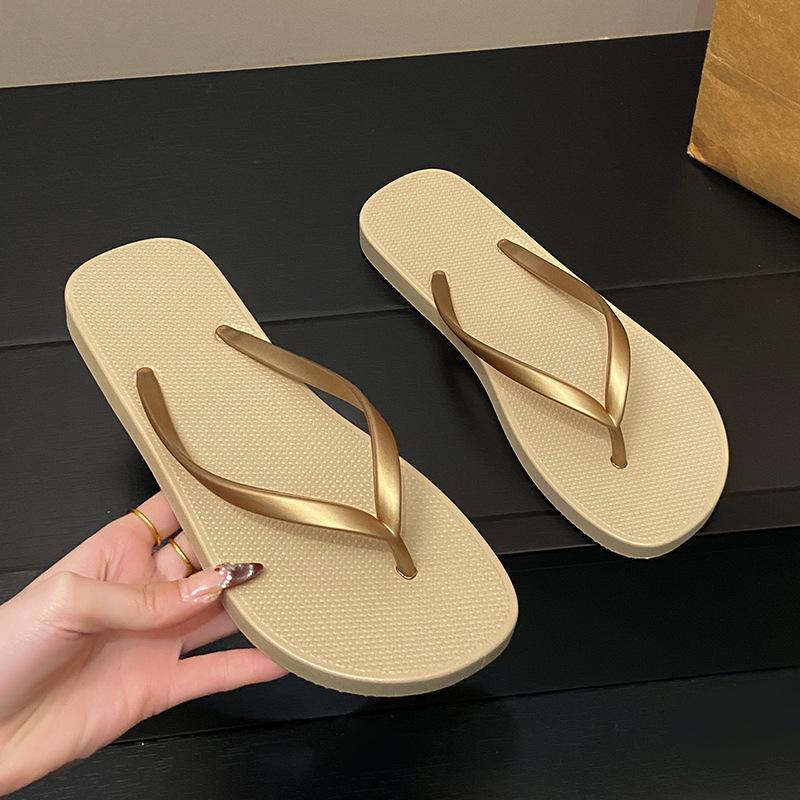 

Женские летние новые мягкие нескользящие шлепанцы однотонные пляжные туфли 42/43 золотой