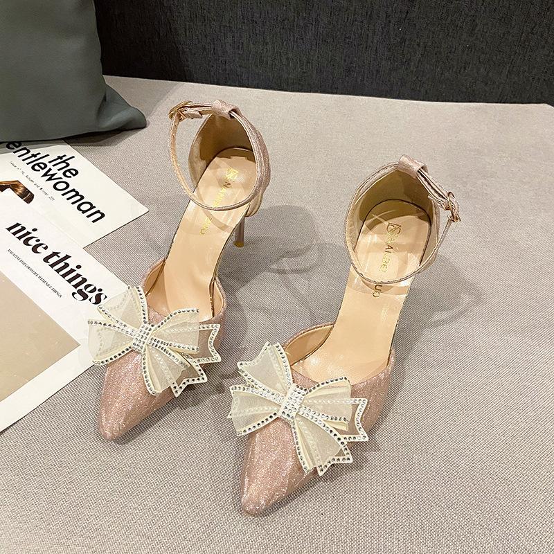 Französische zarte und schöne Schleife High Heels Damen 2025 neue Außenhandel Übergröße Einzelne Schuhe schlichte und modische Bankettschuhe