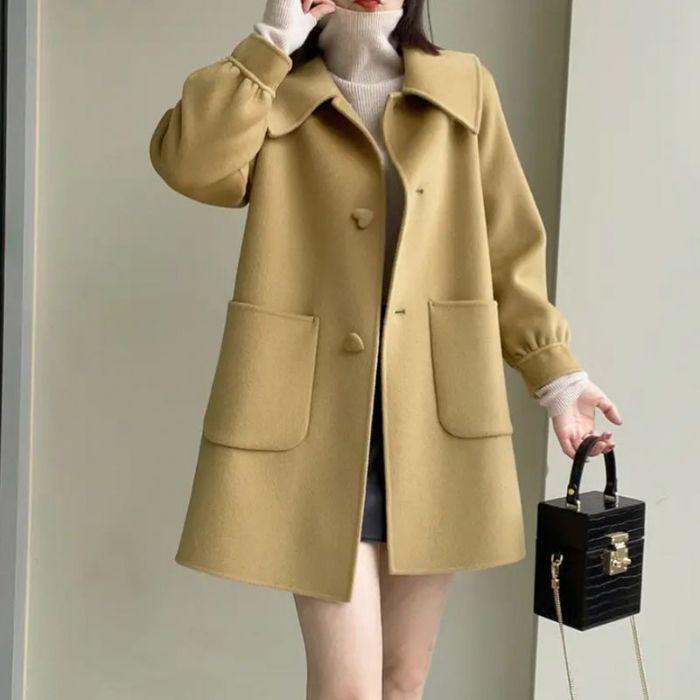 2025 Autumn/Winter Women s Slimming Woolen Coat with Heart Buckle & Peter Pan Collar XL