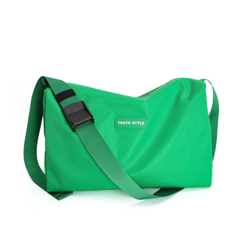 

Korean version ins versatile casual nylon pillow bag trendy sports cycling bag men s large-capacity messenger bag women s зелёный