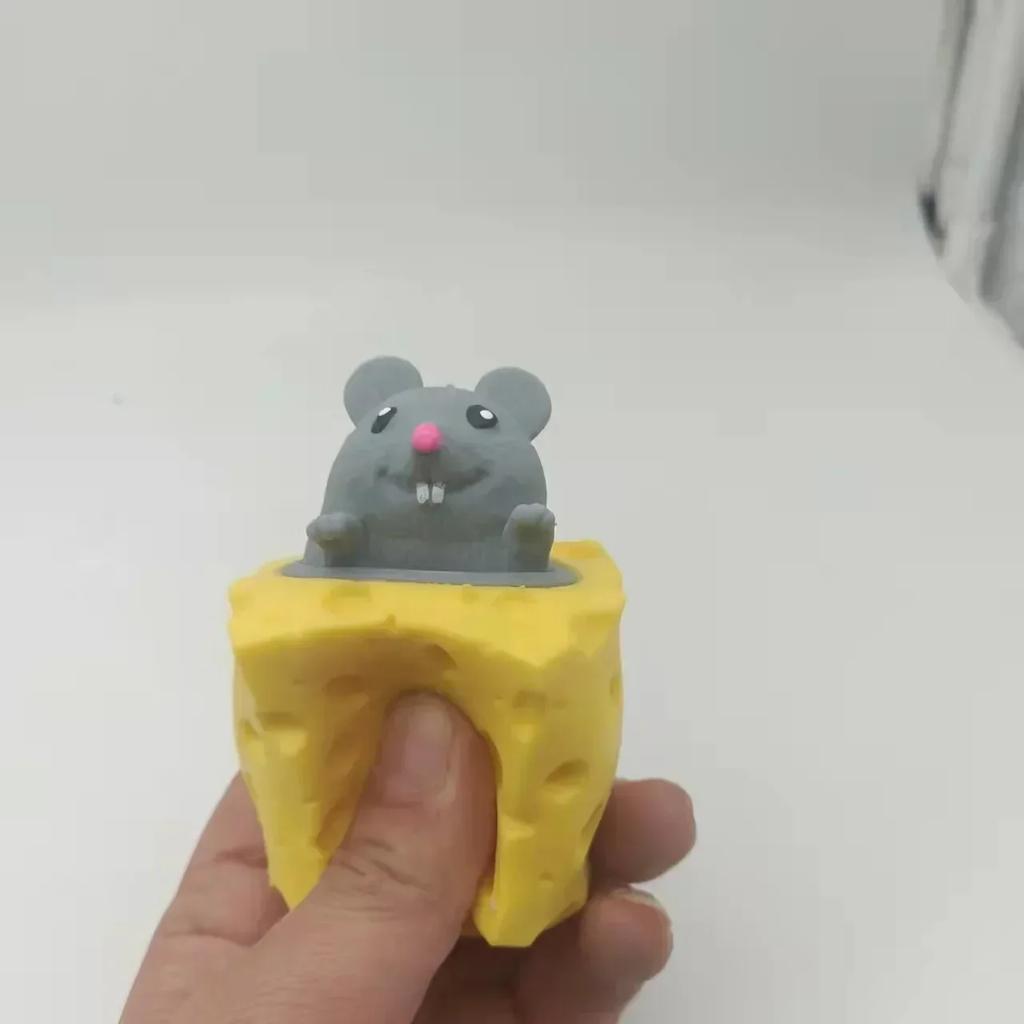 Stress-relieving Pet Cheese Mouse Cheese Pinch Fun Stress Ball Vent Squirrel Cup Prank Toy Antistress Toy Small Toys Fidget Toy