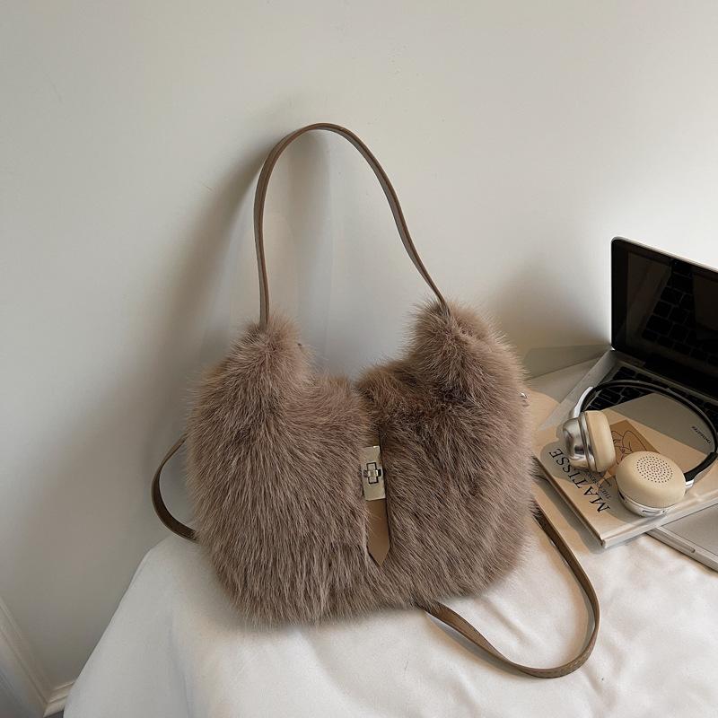 

2025 new casual simple hair bag mobile phone bag high value macaron color plush cute fashionable shoulder bag хаки