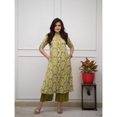 Featuring Beautiful Heavy Printed Plazo Set with Beautiful Print with Kurta Wooden Button with *plazo Side Pocket