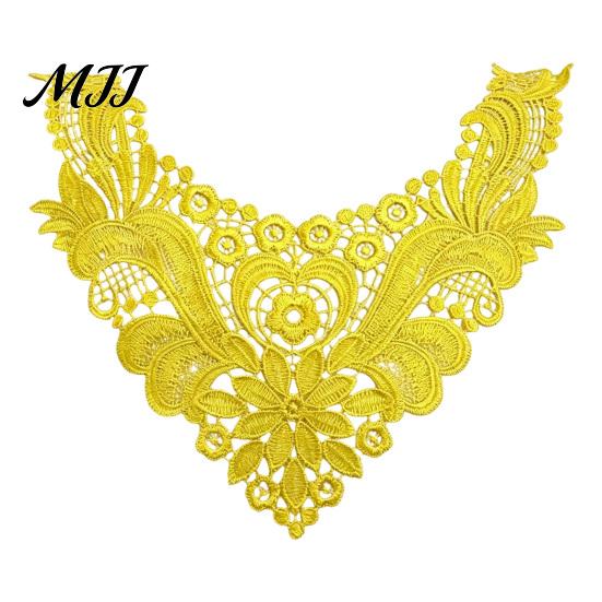 White Lace Collar for Sewing Floral Insert, Embroidery V-neck Neckline Applique, Elegant Fashion Enhancement Hollow Petal Design, Polyester Decorative