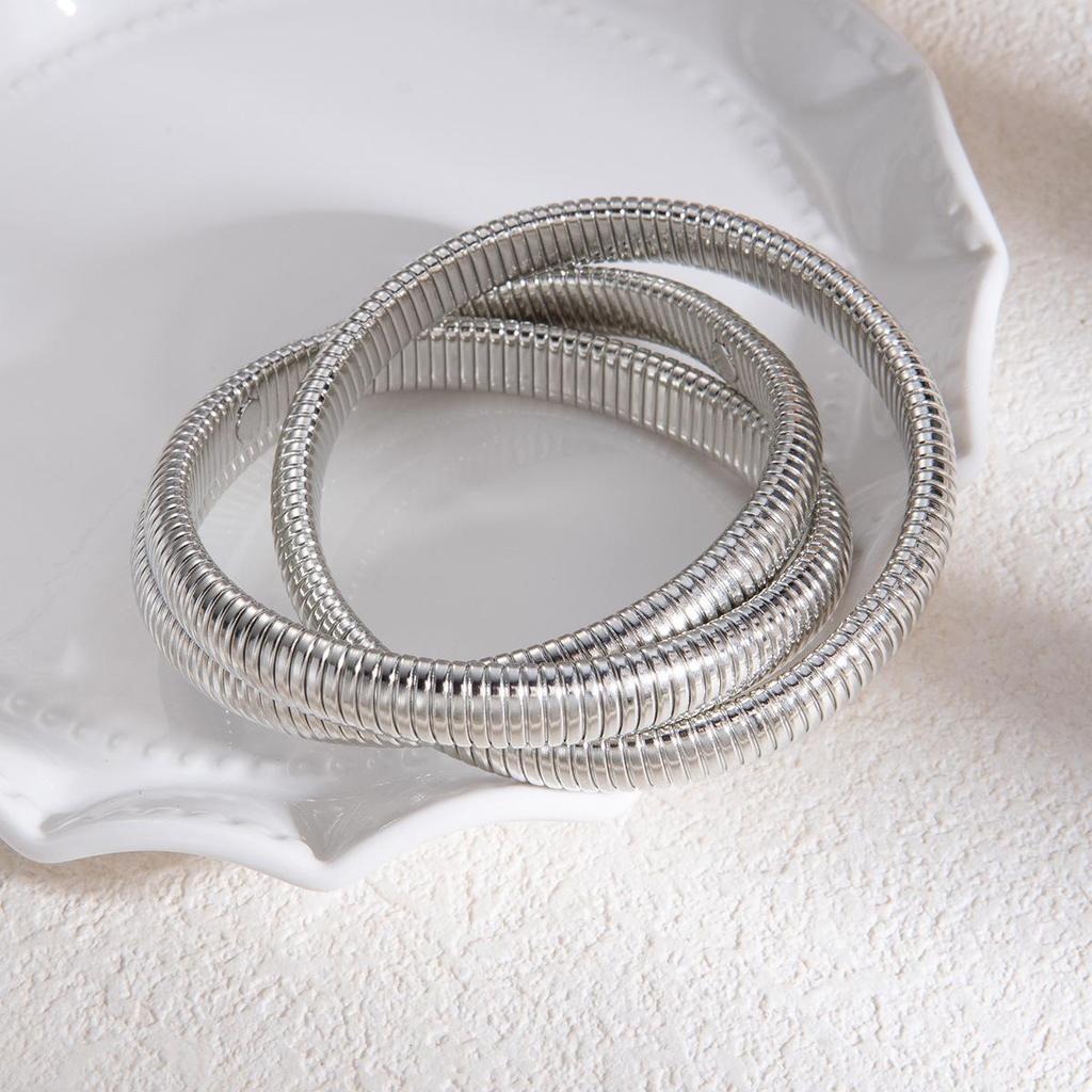 European & American High-End Gold Wire Multi-Layer Bracelet Necklace.