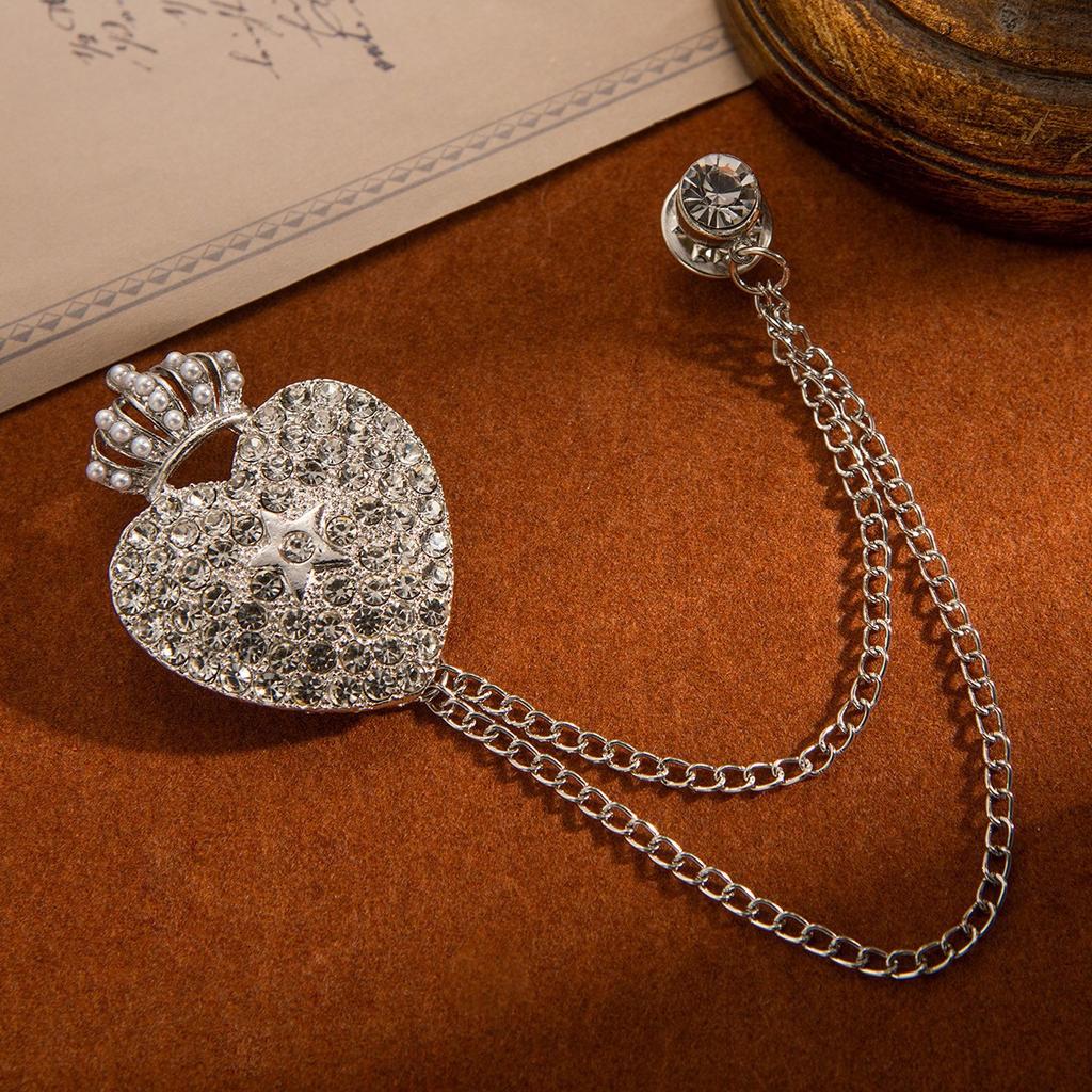 Personalized Brooch with Crystal Heart Brooch for Fashion Snowflake Geometric Creative Suit Pin