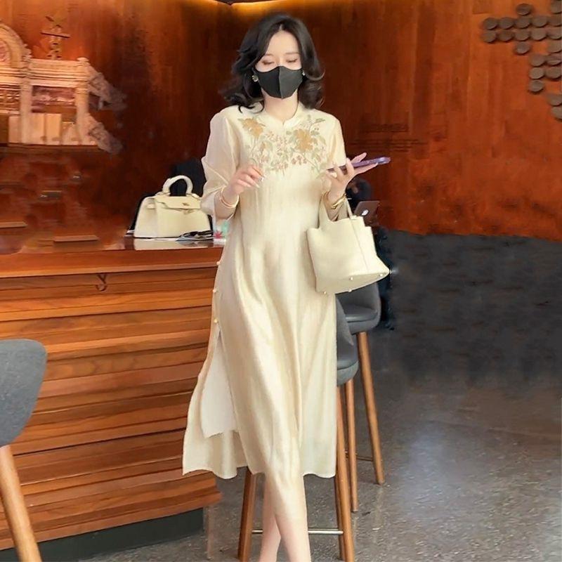 New Chinese style retro embroidery improved cheongsam skirt 2026 summer new loose large size thin dress women