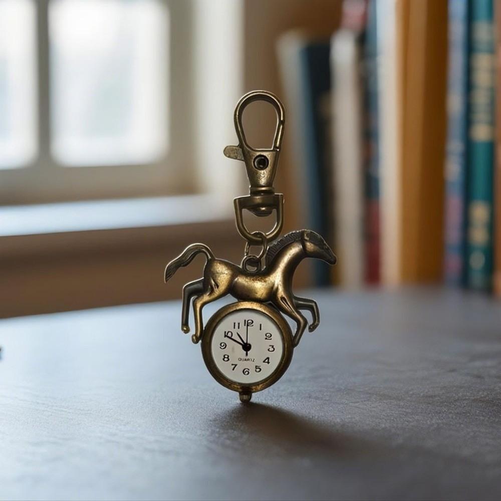 Key Holder Vintage Design Pocket Watch Quartz Movement Durable Quartz Watch Lightweight Retro Creative Key Ring Daily Use