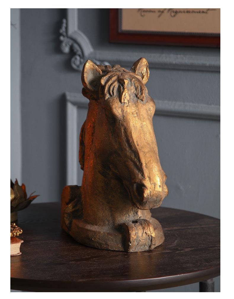 European Court Style Retro Distressed Horse Head Ornament for Year of the Horse - High-End Entrance Hall Decor with Auspicious Craftsmanship