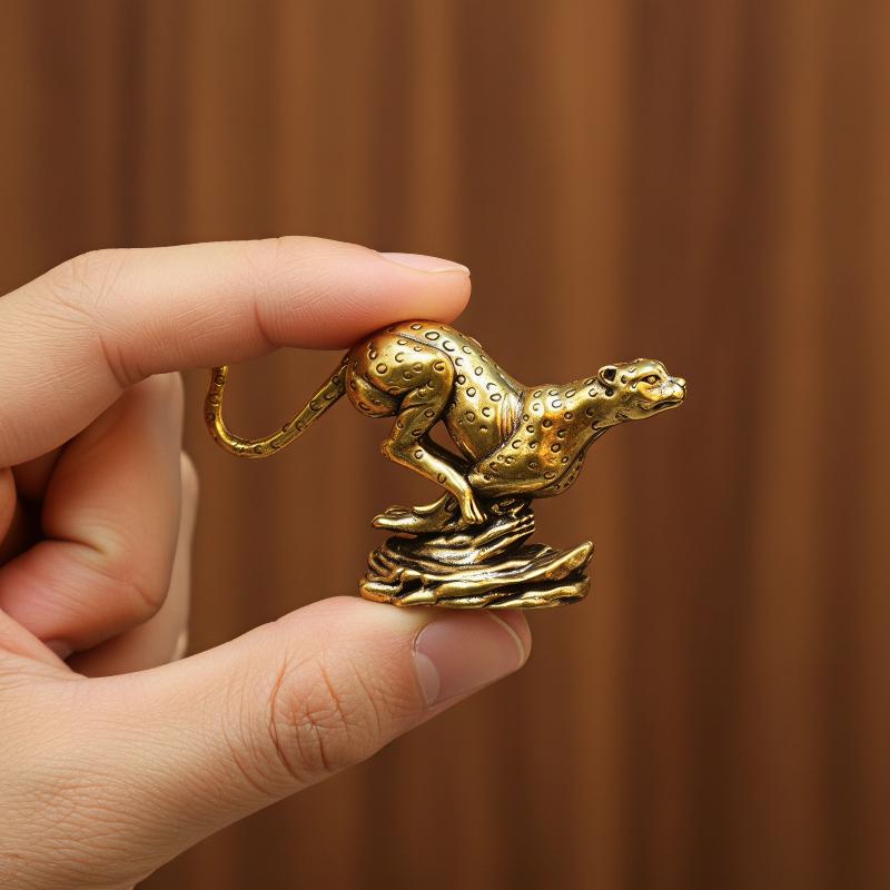 Solid Metal Cheetah Leopard Figurine Desktop Statue Mini Animal Ornament Home Decor Craft Kid Gift