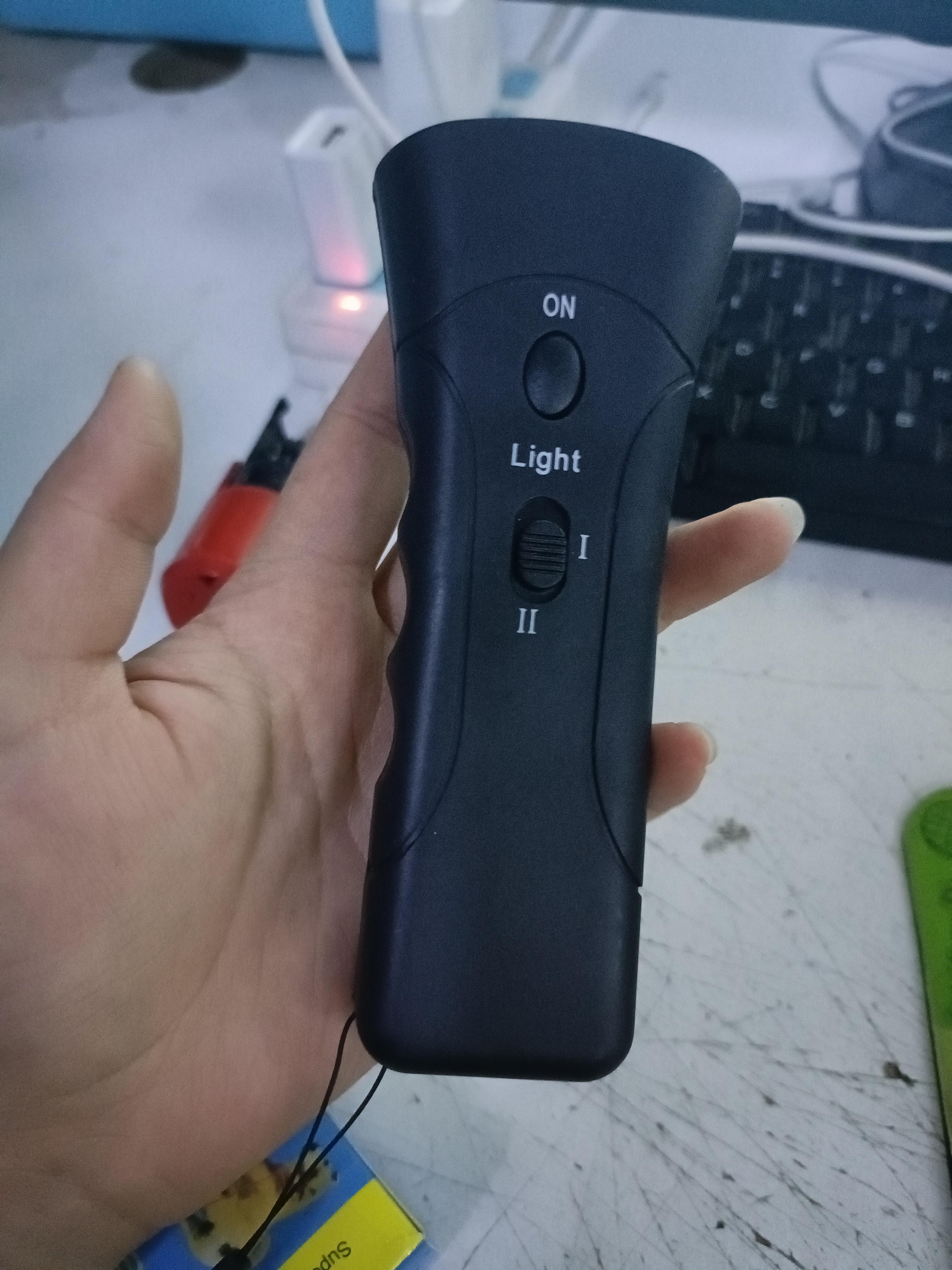 

Ультразвуковой двуглавый отпугиватель собак, устройство против лая, отпугиватель для дрессировки собак black A