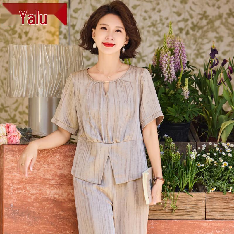 

Летний повседневный костюм-двойка Yalu Mom 2025 XL (fits up to 100 jin)