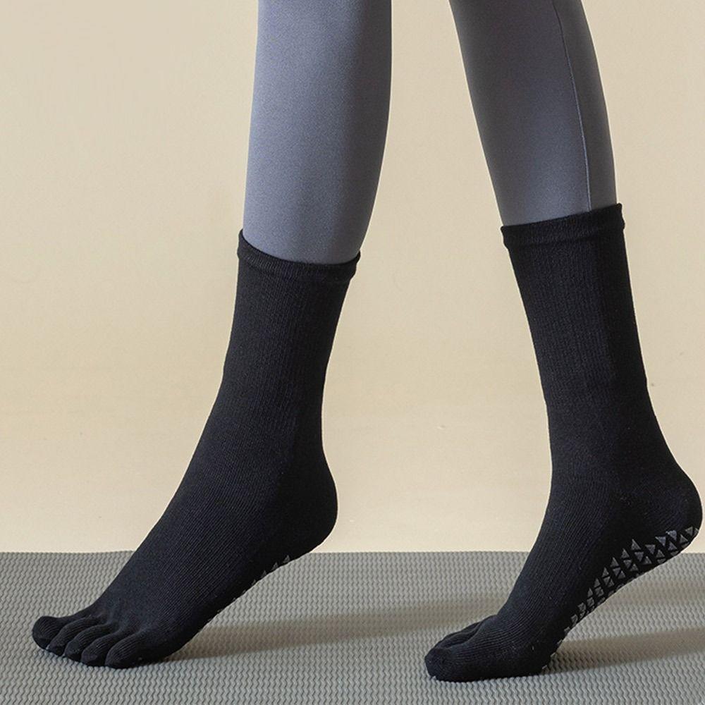 Pilates Grip Low-ankle Split Toe Socks Mid-tube Dance Sports Socks Indoor Fitness Sock