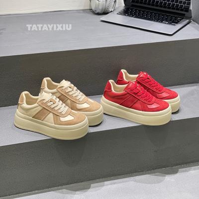 Obuwie damskie – Sneakersy