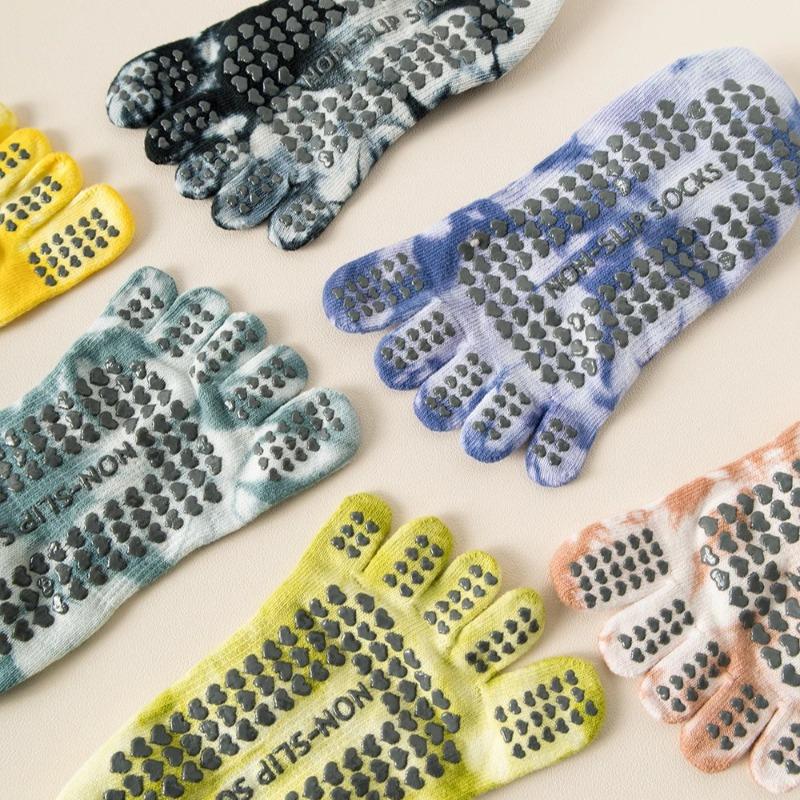 Yoga Non Slip Socks Women's Professional Five Finger Pilates Socks Sports Indoor Split Toe Socks Sweat Absorbent