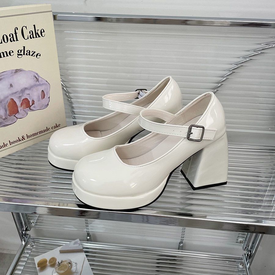 Retro-Mode-Nische Mary Jane Schuhe 2025 neu Spice Girl Lackleder dicker Absatz Einzelne Schuhe kleine Lederschuhe High Heels Damen