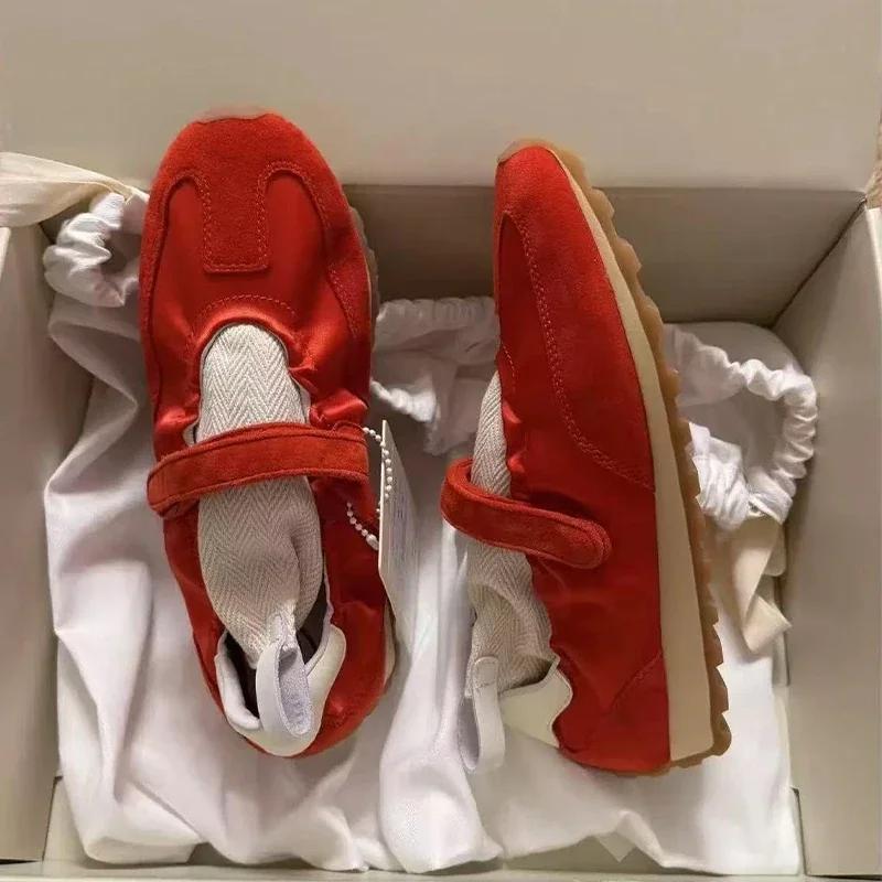 Fashion Women Flats Sport Shoes Casual Summer Sneakers New Loafers Sandals Woman 2025 Fashion Non Slip Running Shoes Mujer Zapatillas