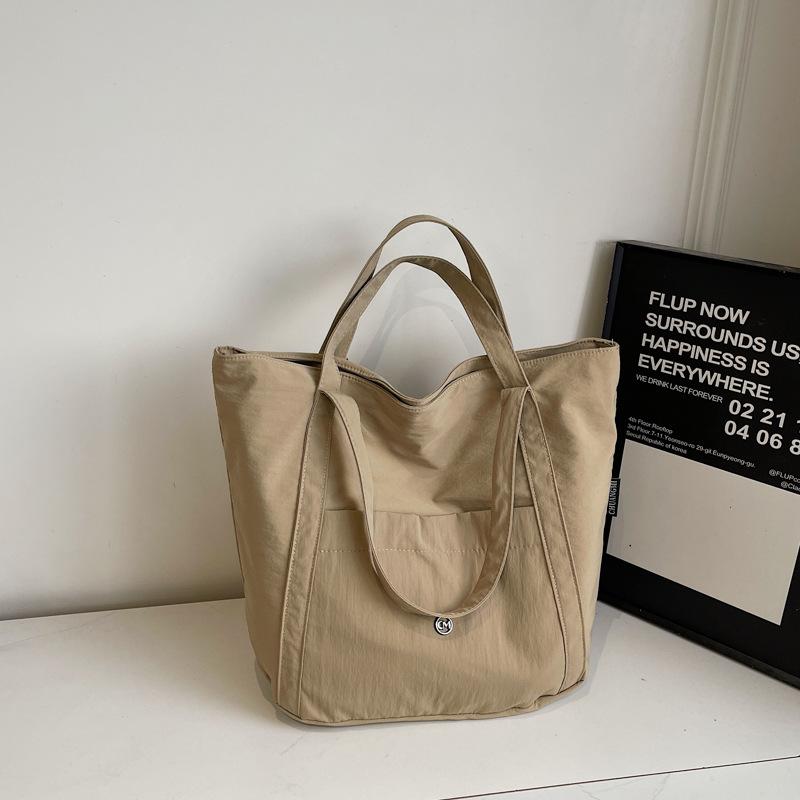 Niche design casual personality shoulder bag autumn and winter new tote bag 2025 trendy women's fashion bag